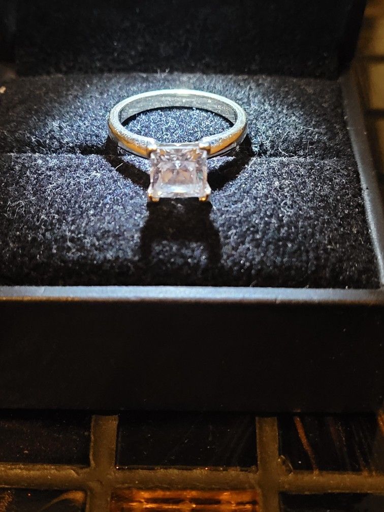 Lab Grown 2.01 Carat Princess Cut Diamond Ring 