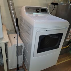 Washer & Dryer In Very good Used Shape. 