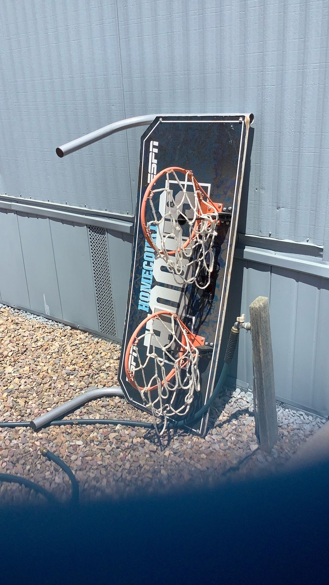 Honiecourt Hoops, Basketball Hoop