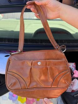 brown leather shoulder bag
