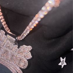 VVS chain diamond pendant