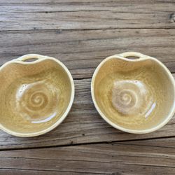 2 Vintage POTTERY BARN Sausalito Artisan Ceramic  Bowls 