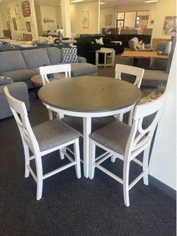 Dining table set