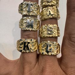 10k Gold Nugget Initial Ring Size 11