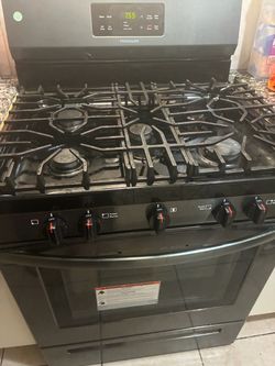 Frigidaire 5 burner stove
