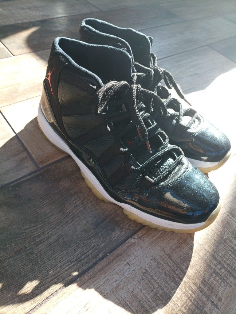Jordan Retro 11 "72-10" Size 10.5 $50