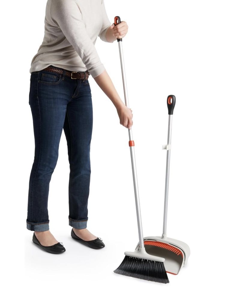 High Quality Sweep Set Broom And Dustpan With Built-in Cleaning Broom Comb 