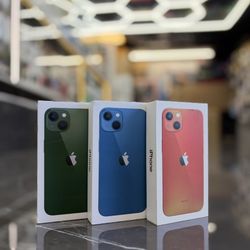 iPhone 13 (Take It Home In Payments/ llévalo a casa en pagos)