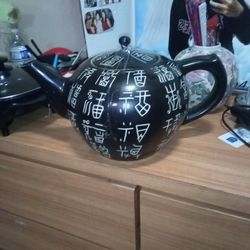 Antique Ancient Chinese Tea Pot