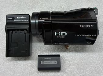 Digital Video Camera - Sony Handycam (HDR-CX7) High Def, Memory Stick
