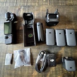 DJI Osmo Pocket 3 Creator Combo 3-Axis Stabilized 4K Handheld Camera
