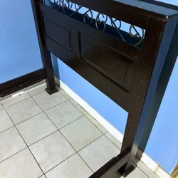 Nice Wood Full Size Bed Frame De Venta