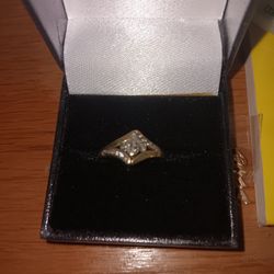 Half K Diamond two piece wedding set 14K go