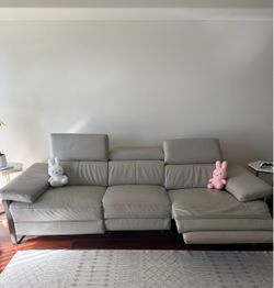 Light Gray Italian Top Grain Leather Power Headrest and Reclining Sofa