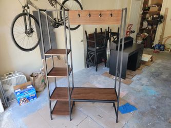 Coat hanger / Shoe bench
