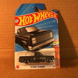 Hot Wheels ‘83 Chevy Silverado (Milwaukie,OR)