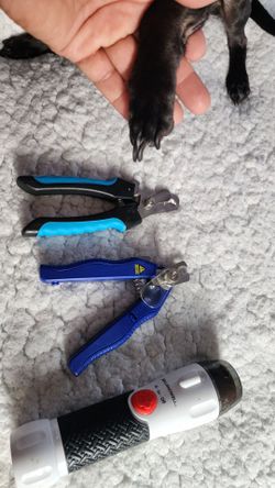 NEW!!!!![2] DOG 🐕  NAIL CLIPPER'S!! & A NAIL GRINDER!![BUNDLE*SALE]