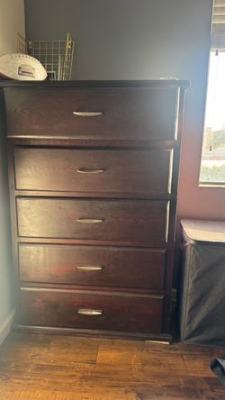 Wooden Dresser (Heavy)