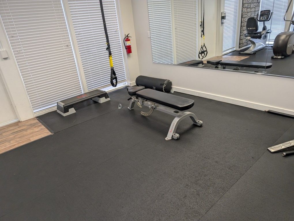 Nautilus Flat/Incline Bench 