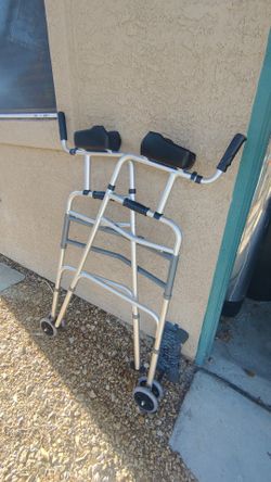 New Folding Walking crutches With Wheels