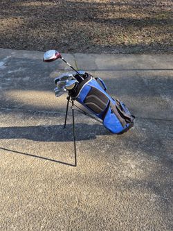 Golf Clubs Right Swing 