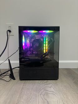 Newly Built 1080p Gaming PC - RX 6600/Ryzen 5/1TB NVMe SSD/16GB DDR4