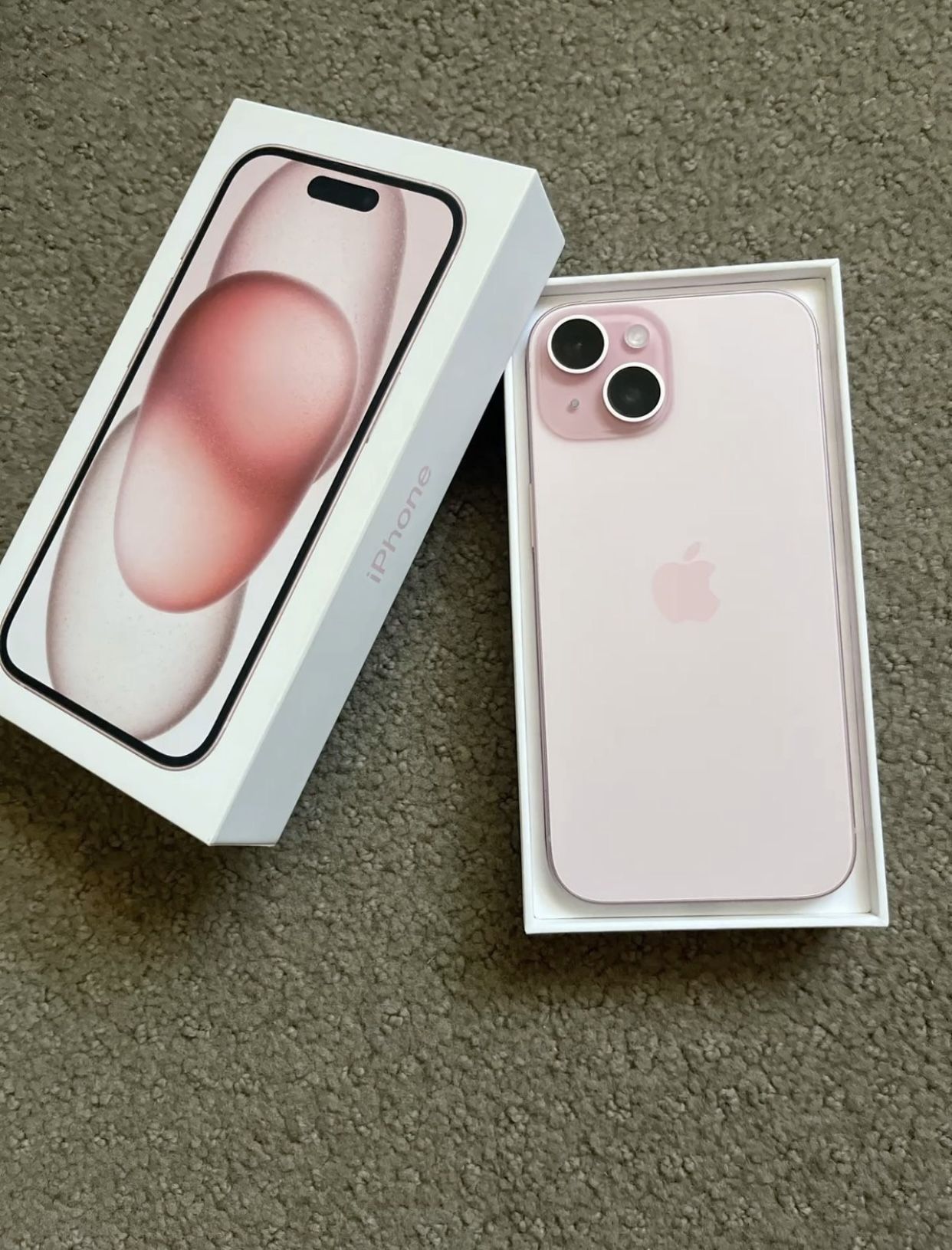 Pink iPhone 15 Plus 128 Gb Unlock