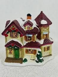 Vintage Cobblestone Corners Turret Home Porcelain Windham Christmas Greenbrier Int village house