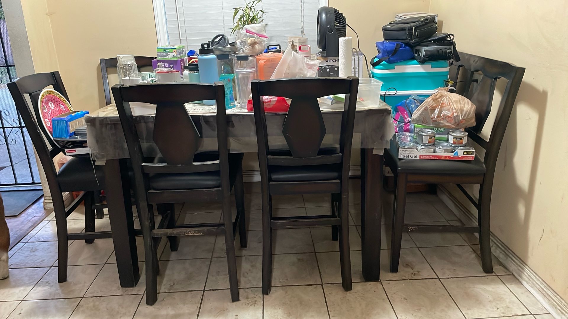 6 Dining table