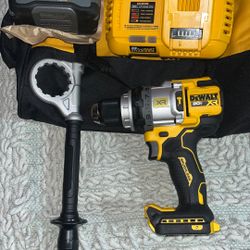 Dewalt Combo Kit 1/2”(13mm) HAMMERDRILL  XR 20 V