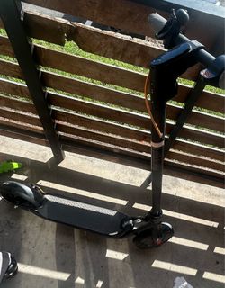Electric scooter
