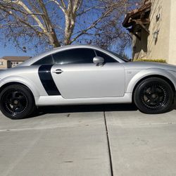 2006 Audi TT 