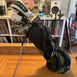 Callaway Golf Club Set / 14 Clubs / Reg Flex / Callaway Bag