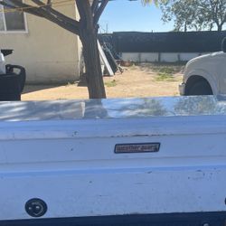 tool box weather guard it can fit a chevy, Ford or dodge 