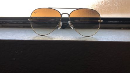 Ray ban ,aviator style ,tan colored