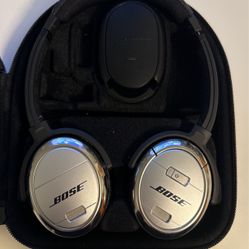 Bose Acoustic Noise Cancelling Headphones 