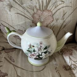 antique tea pot
