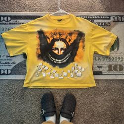 Blitz mode Cropped Graphic Tee