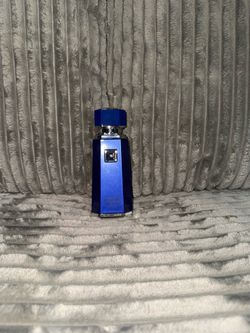 French Avenue Azzure Aoud