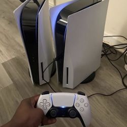 Ps5, Playstation 5 Two first gen disc version