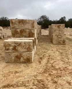 Natural Limestone Landscape Blocks - Retaining Wall Blocks