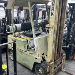 Clark Forklift $2000