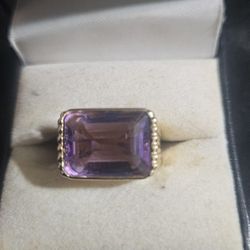 14k Heavy Vintage Amethyst Stone