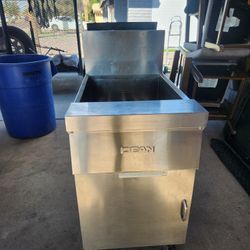 Dean Fryer Model Sm160gn 