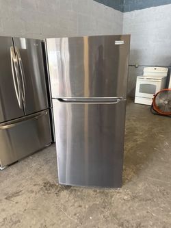 30” FRIGIDAIRE REFRIGERATOR FRDIGE HELADERA WORKING PROPERLY DELIVERY SERVICES