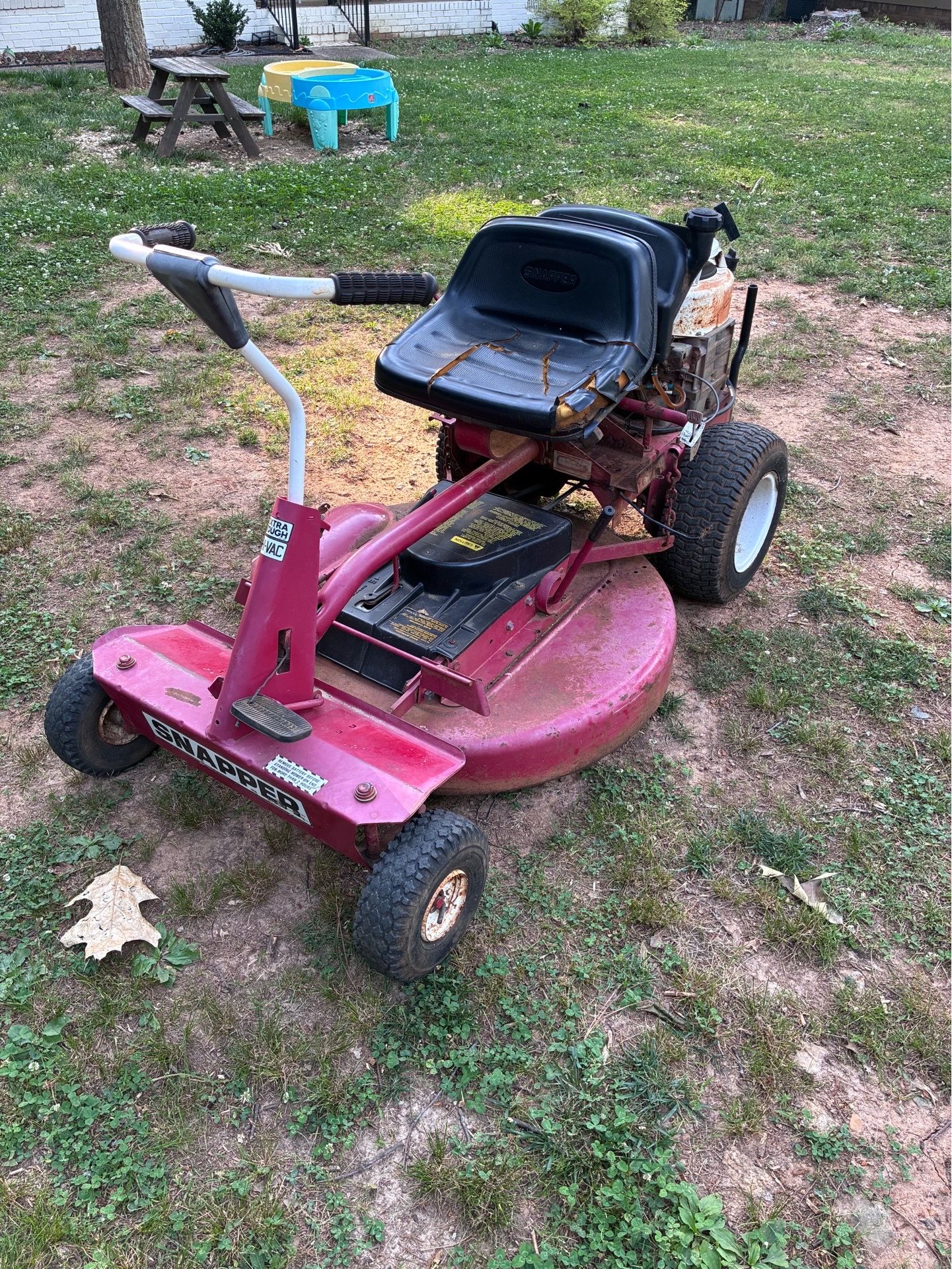 Vintage Snapper Riding Lawn Mower – “Forrest Gump Style” Classic