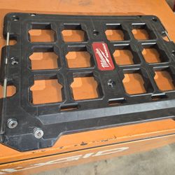 Milwaukee
PACKOUT Wall and Floor Mounting Plate