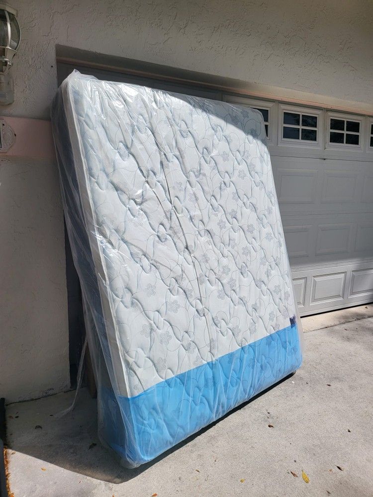 NEW QUEEN PILLOW TOP MATTRESS AND BOX SPRING Also Available In All Sizes.