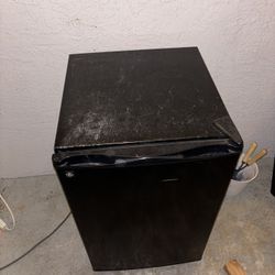 Mini Fridge