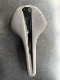 Fizik Antares R1 Regular Carbon Braided Rails